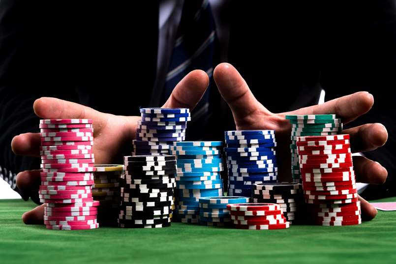 Luật chơi Poker tương đối đơn giản và dễ hiểu